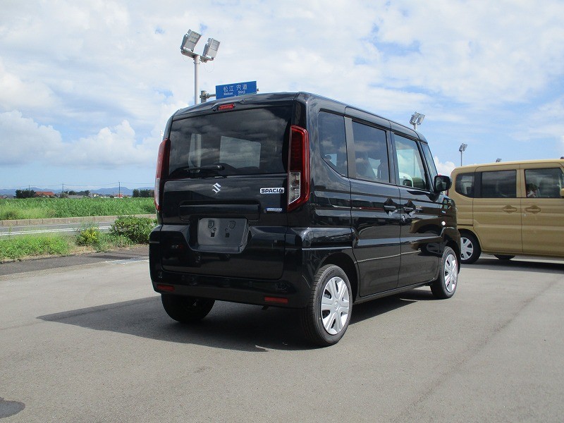 スズキ スペーシア 5枚目