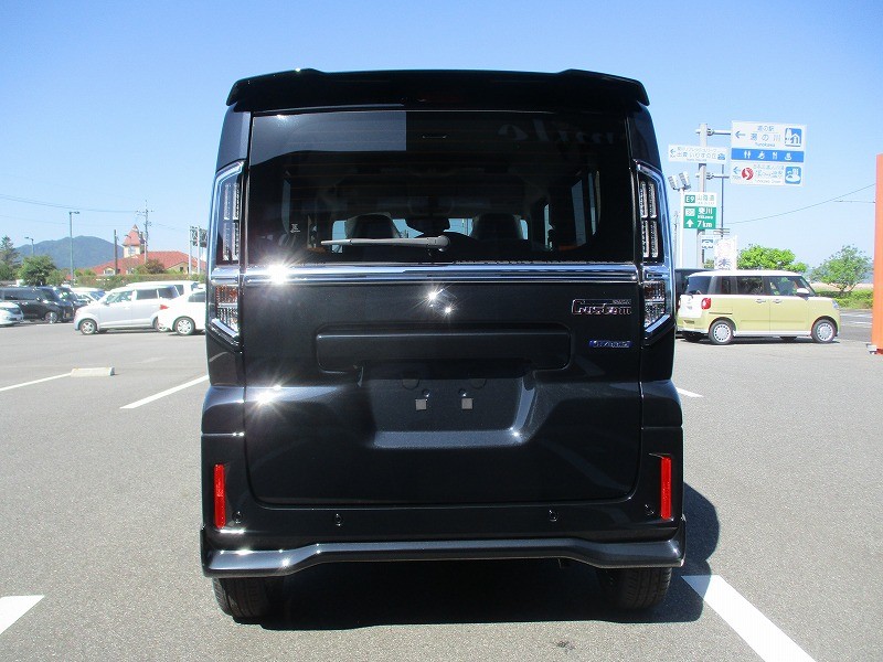 スズキ スペーシア 6枚目