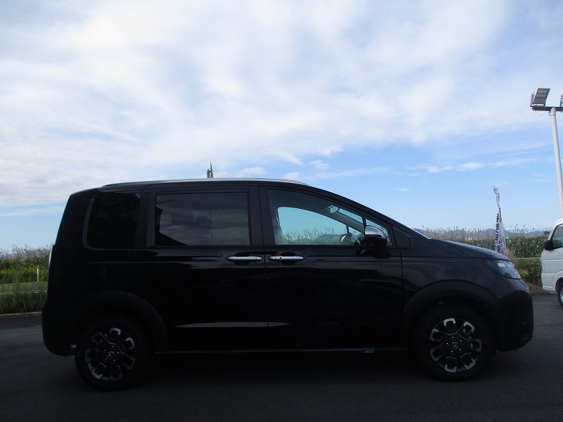 ホンダ フリード 4枚目