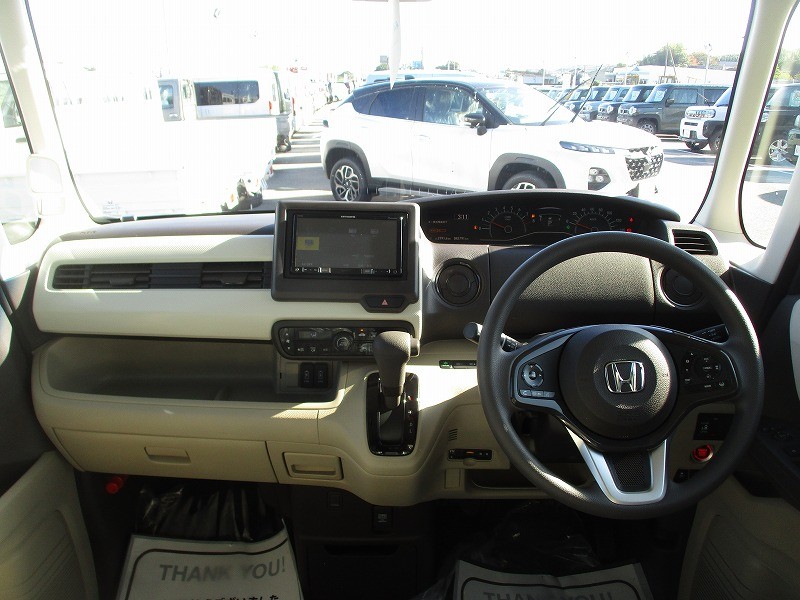 ホンダ N BOX 13枚目