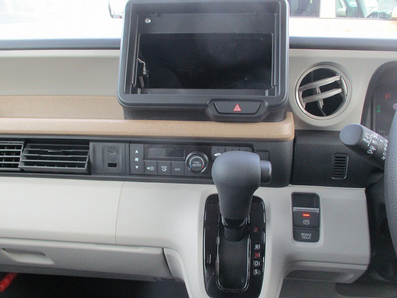 ホンダ N BOX 16枚目