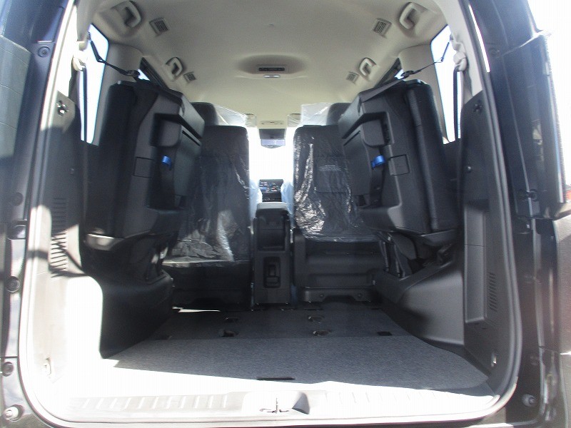 ニッサン セレナ 10枚目