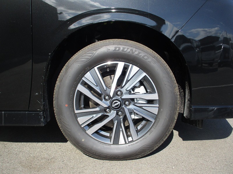 ニッサン セレナ 1枚目