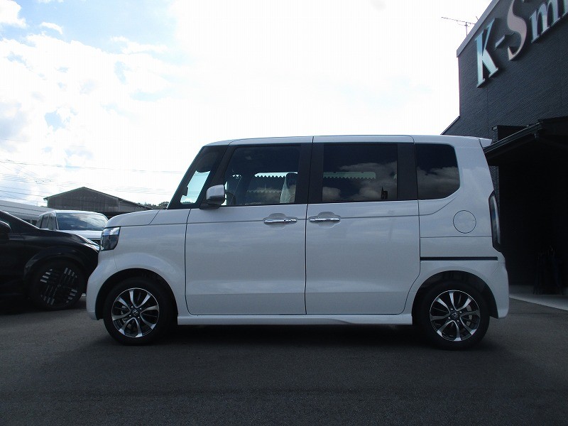 ホンダ N BOX 11枚目