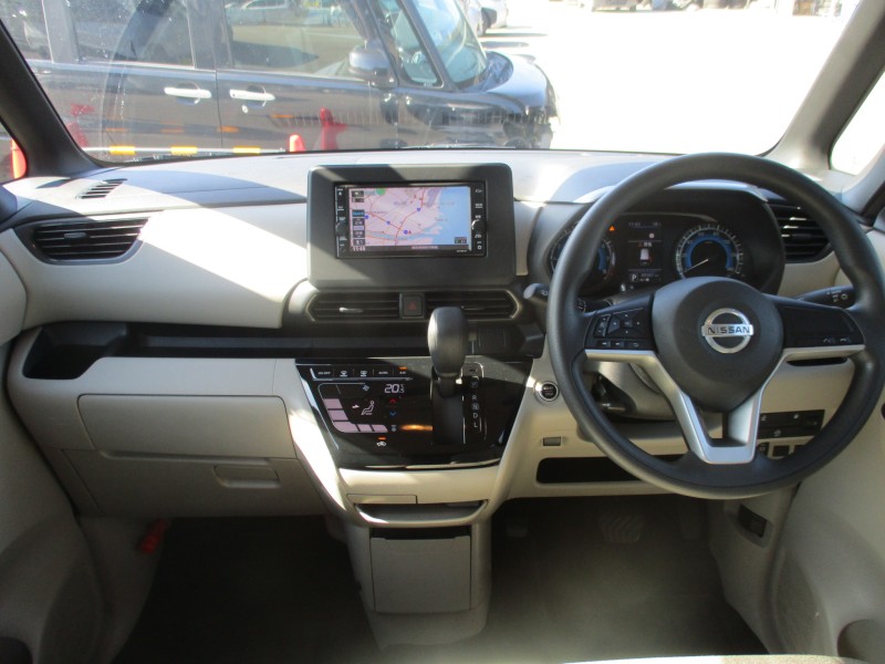 ニッサン ルークス 10枚目