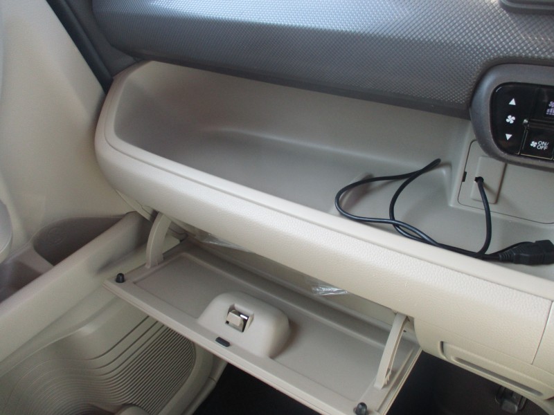 ホンダ N BOX 13枚目