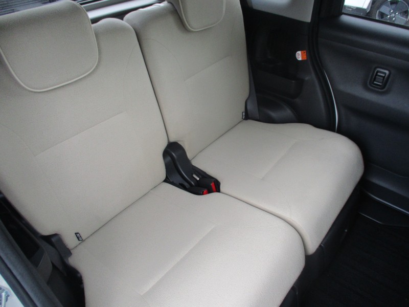 ダイハツ ムーヴキャンバス 8枚目