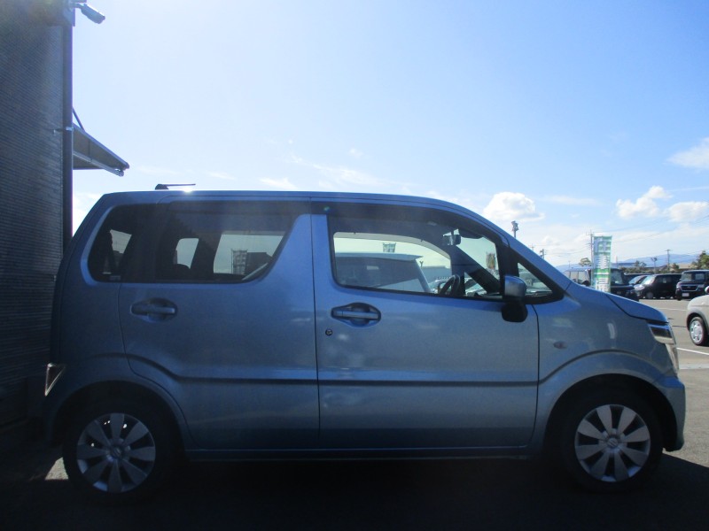 スズキ ワゴンR 3枚目