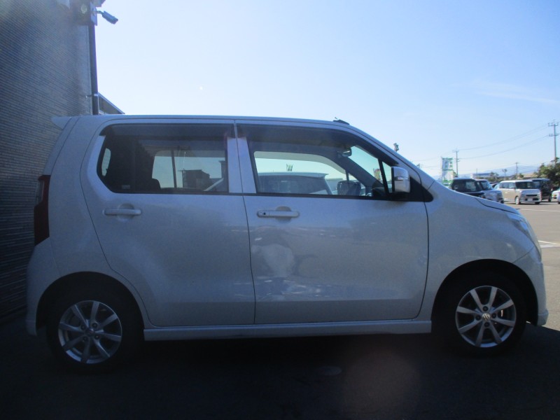 スズキ ワゴンR 3枚目