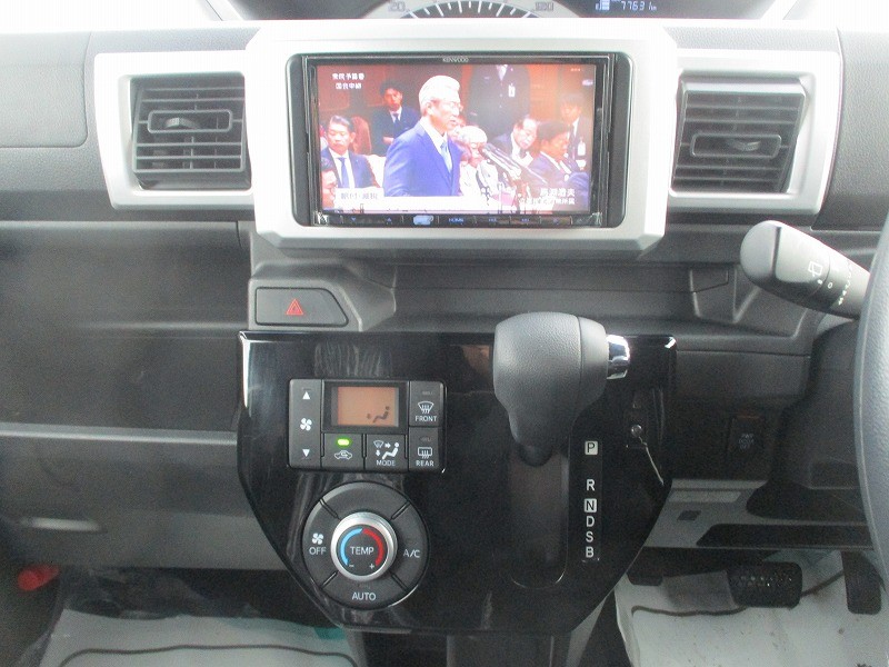 ダイハツ ウェイク 15枚目