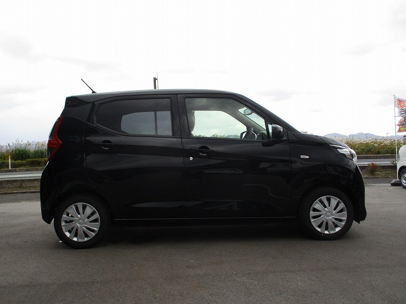 三菱 eKワゴン 4枚目