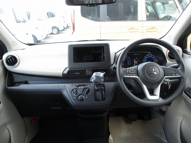 三菱 eKワゴン 12枚目