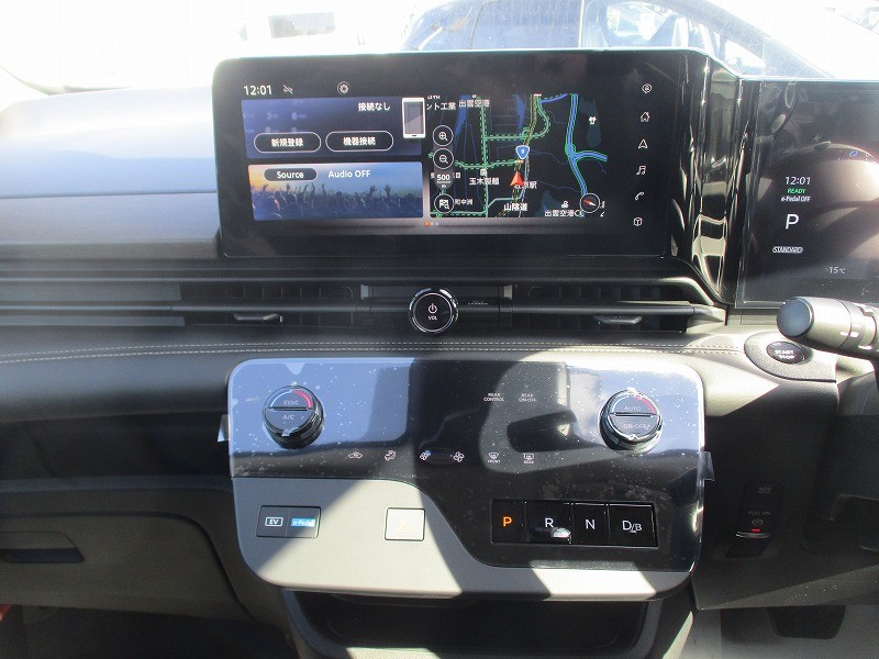 ニッサン セレナ 17枚目