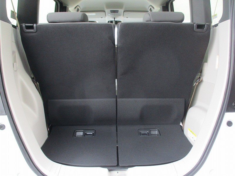 ホンダ N BOX 8枚目