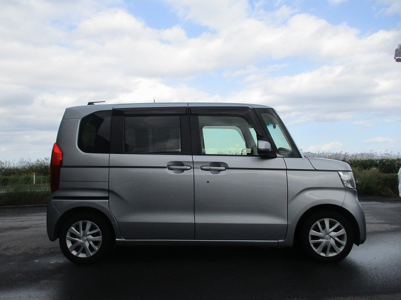 ホンダ N BOX 4枚目