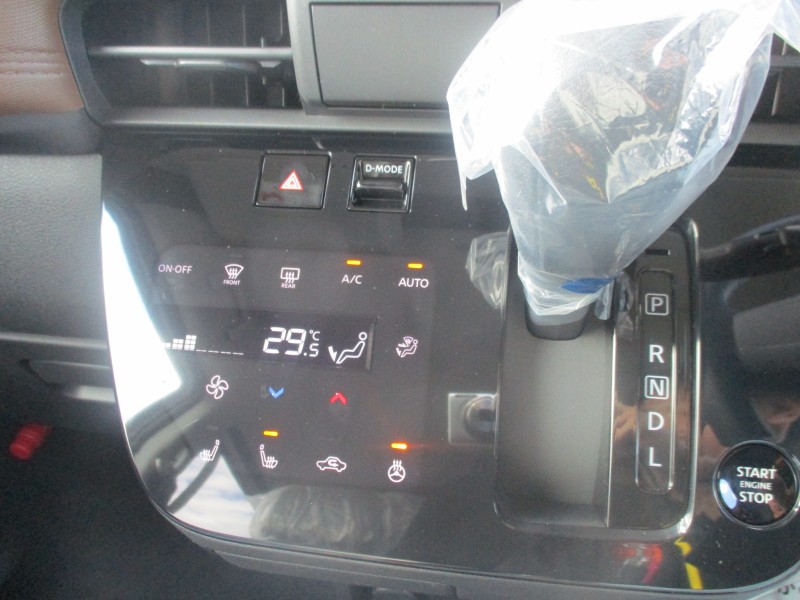 ニッサン ルークス 13枚目