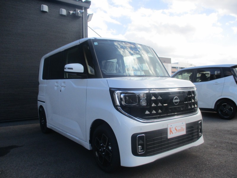 ニッサン ルークス 2枚目