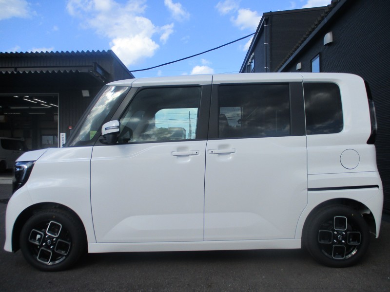 ニッサン ルークス 4枚目