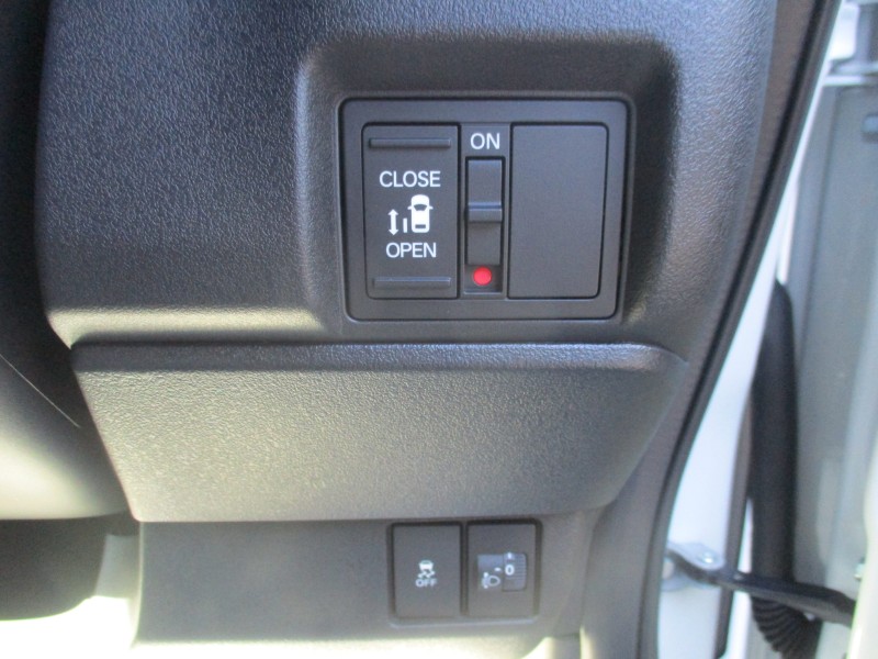 ホンダ N BOX 13枚目