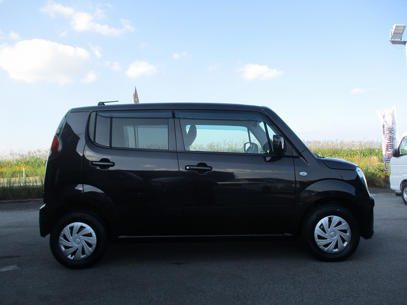 ニッサン モコ 4枚目