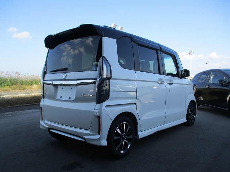 ホンダ N BOX 5枚目