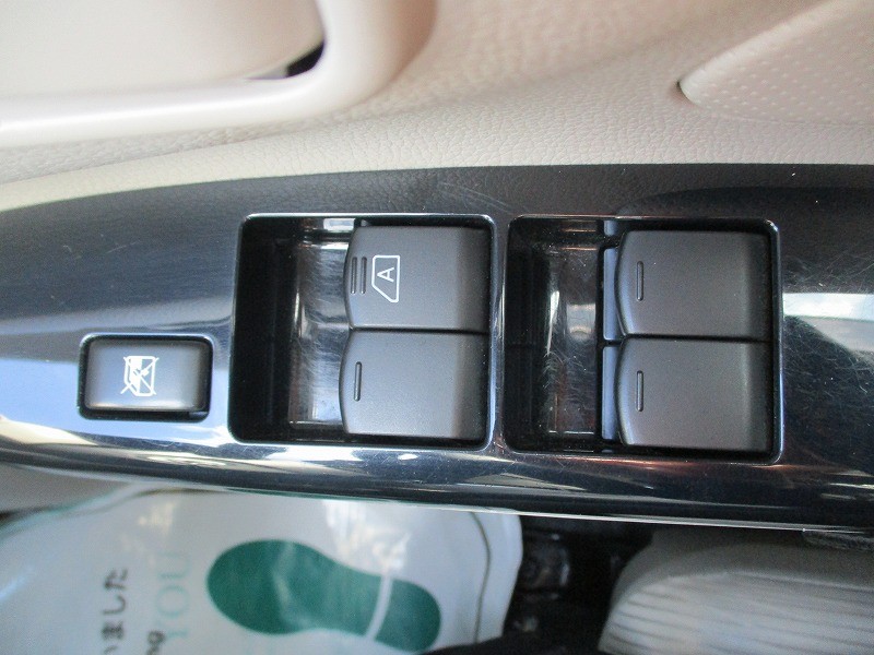 三菱 eKワゴン 19枚目