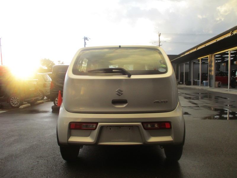 スズキ アルト 5枚目