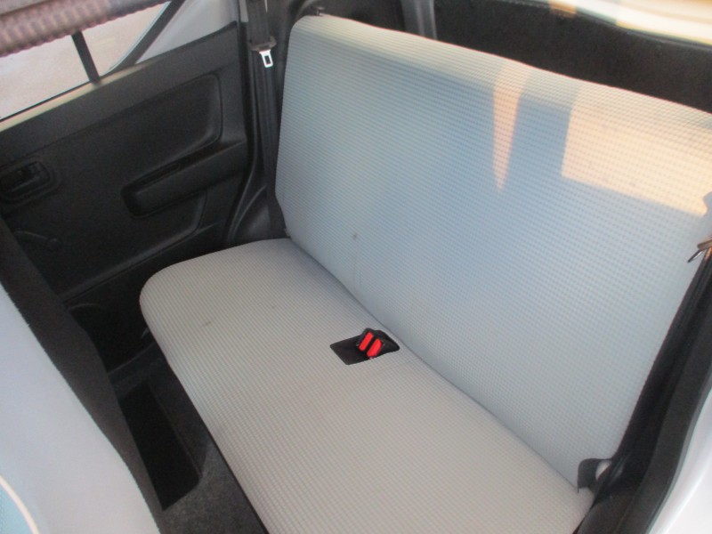 スズキ アルト 7枚目