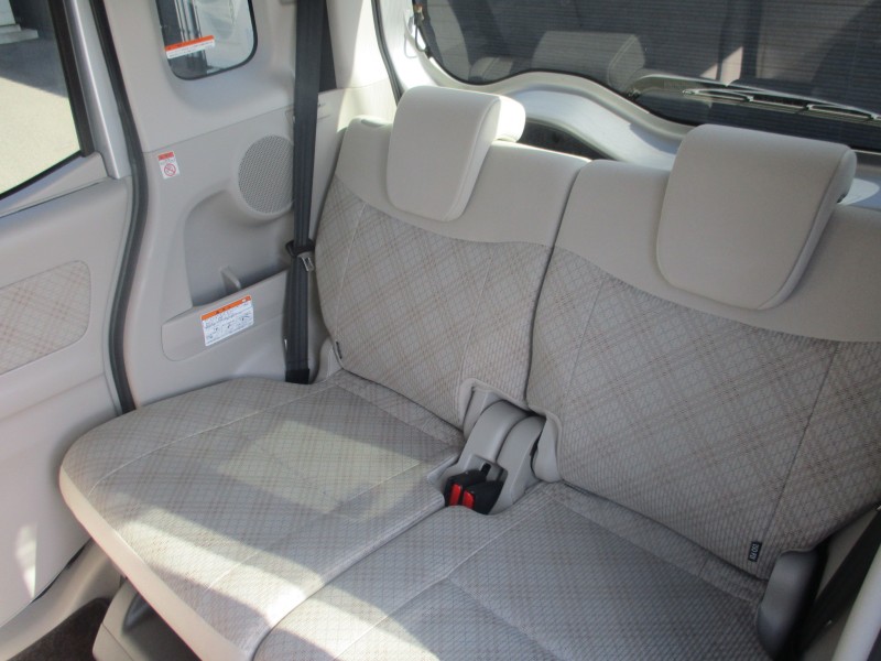 三菱 eKスペース 8枚目