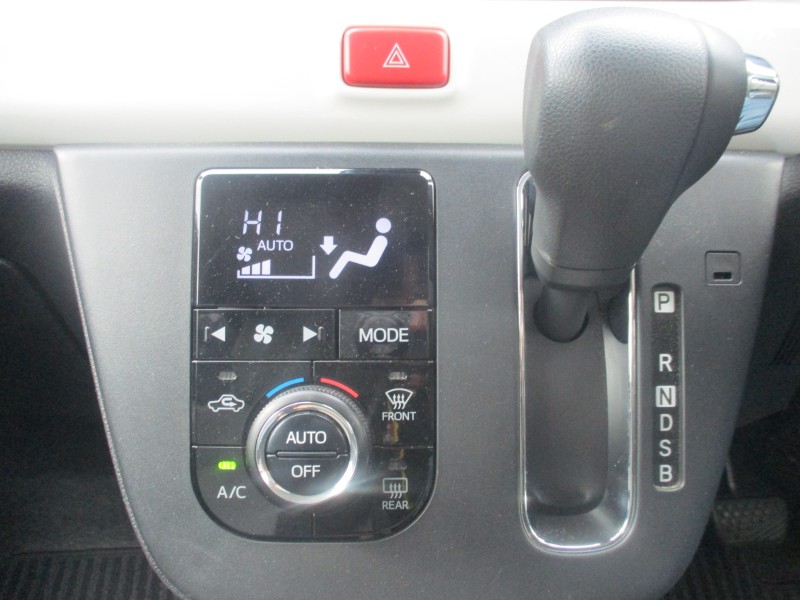 ダイハツ ミラトコット 16枚目