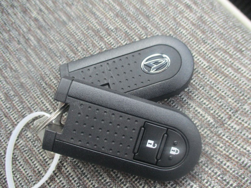 ダイハツ ミラトコット 19枚目