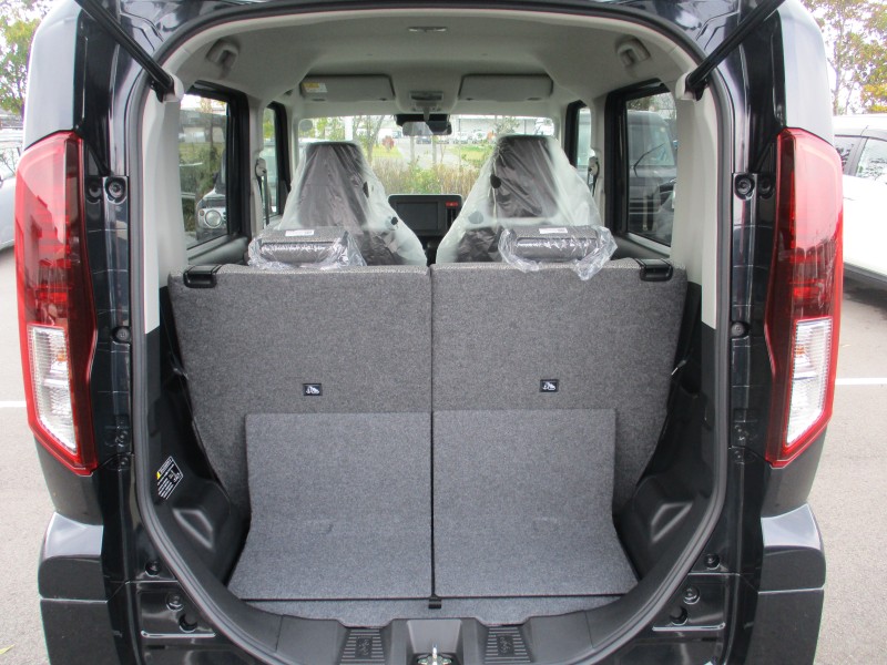 スズキ スペーシア 9枚目