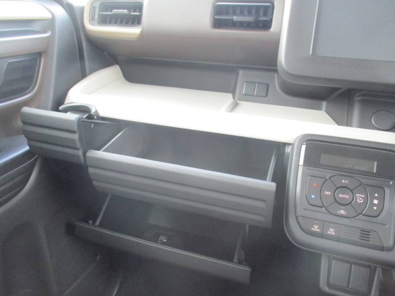 スズキ スペーシア 16枚目