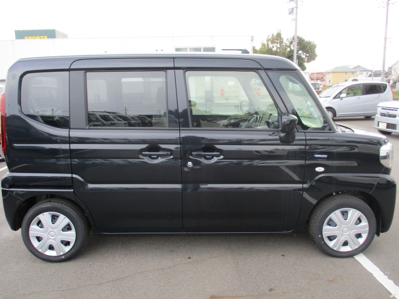 スズキ スペーシア 3枚目