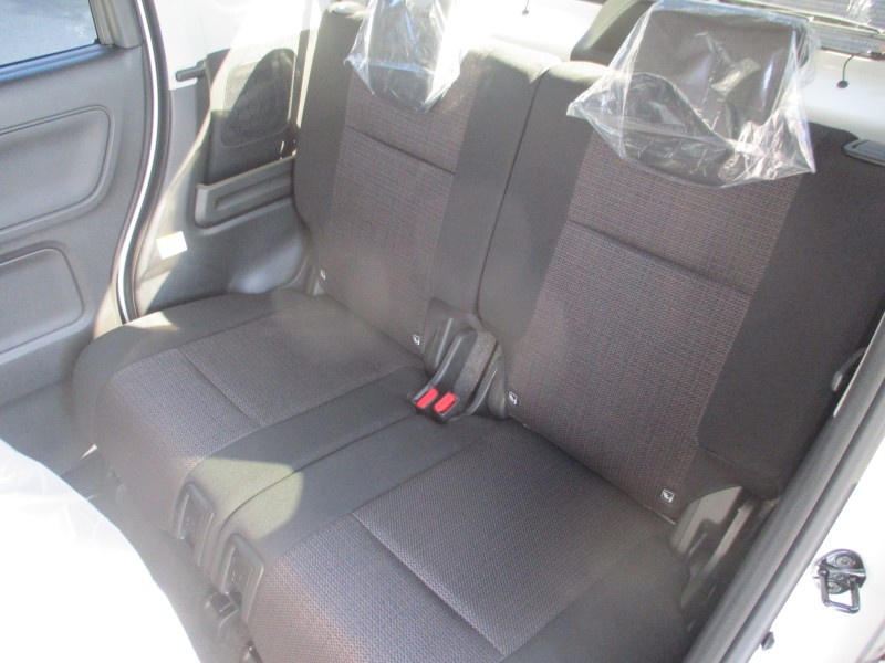 スズキ スペーシア 8枚目