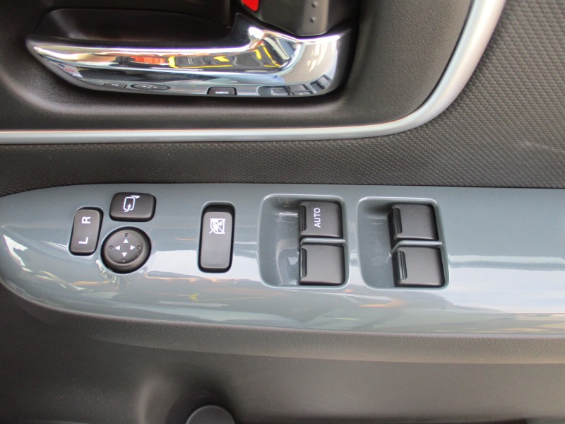 スズキ ワゴンRスマイル 11枚目