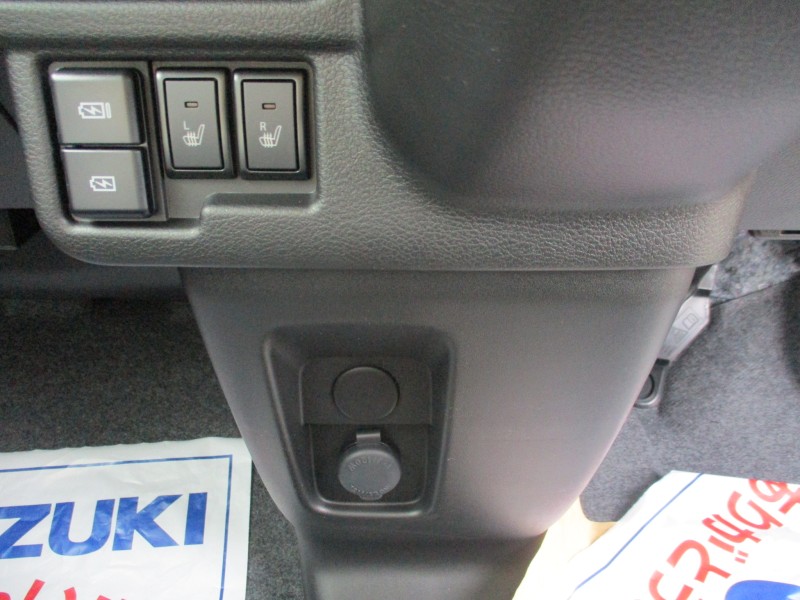 スズキ ワゴンRスマイル 16枚目