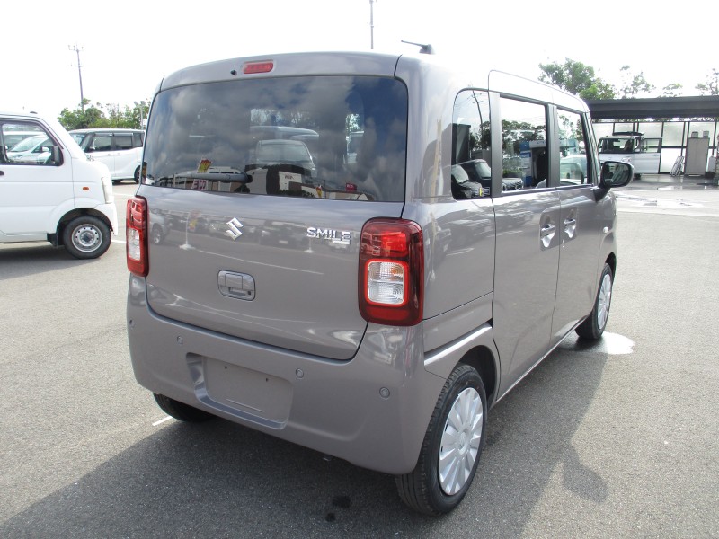 スズキ ワゴンRスマイル 4枚目