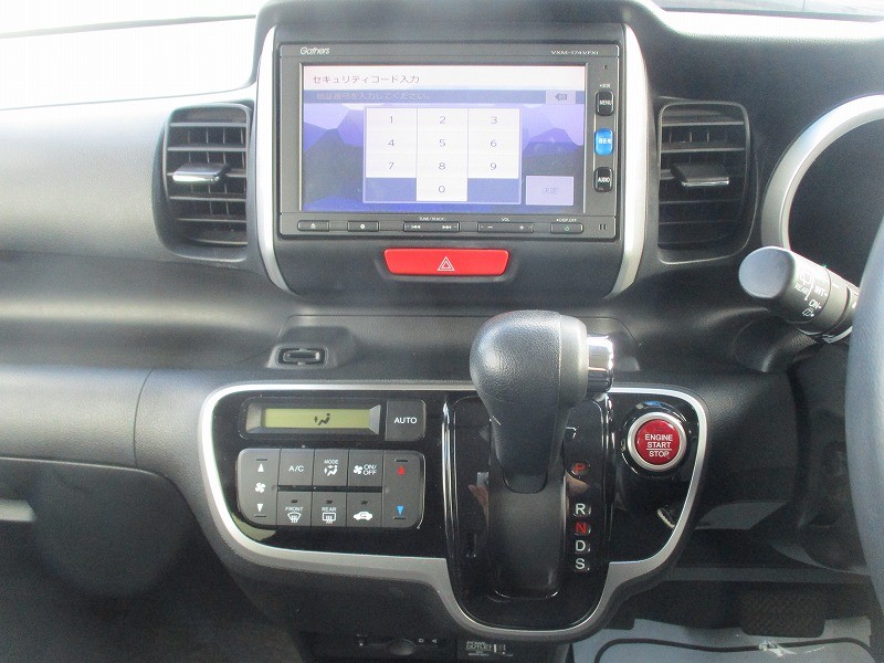 ホンダ N BOX 18枚目