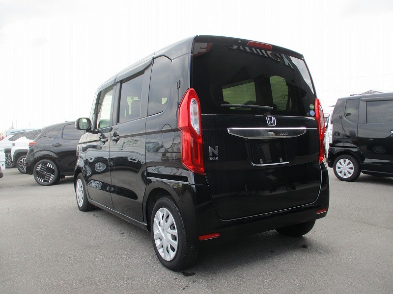 ホンダ N BOX 9枚目