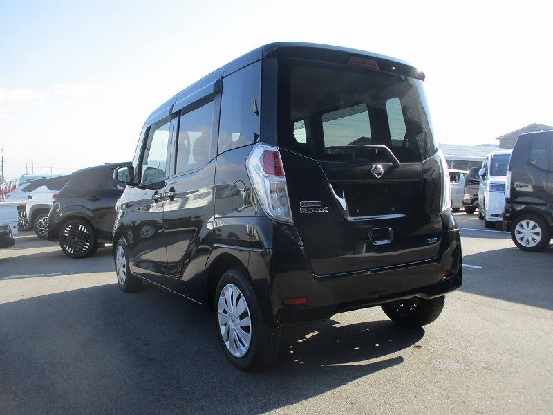 ニッサン デイズルークス 9枚目