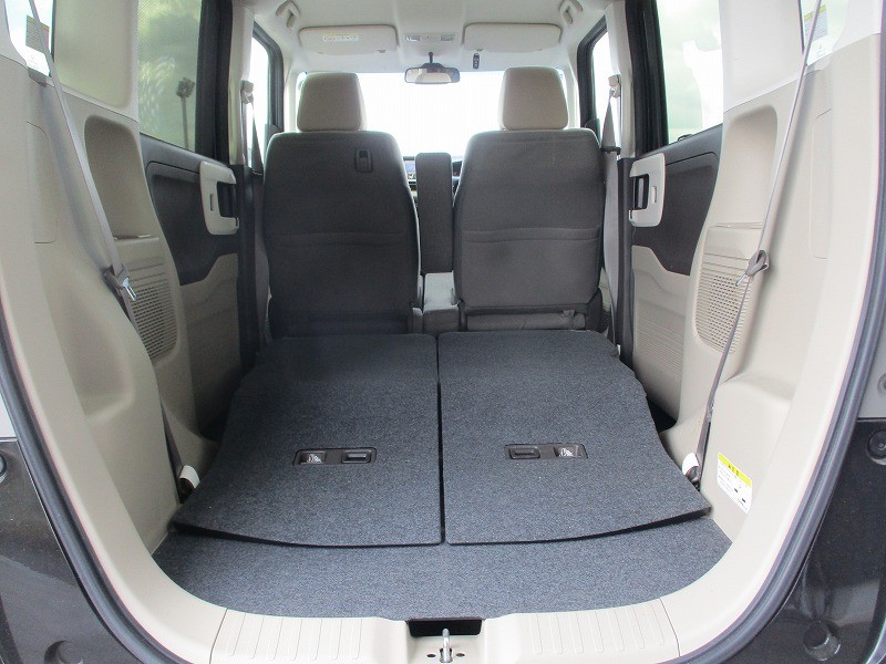 ホンダ N BOX 9枚目