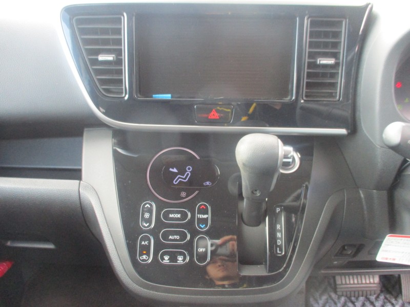 ニッサン デイズルークス 13枚目