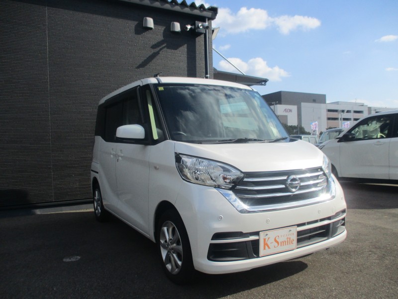 ニッサン デイズルークス 2枚目