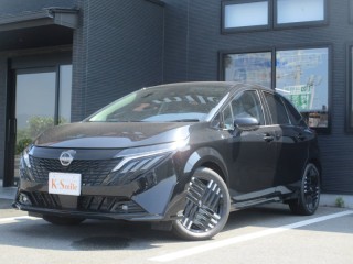 ニッサン ノートオーラ