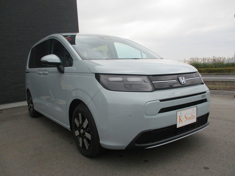 ホンダ フリード 3枚目