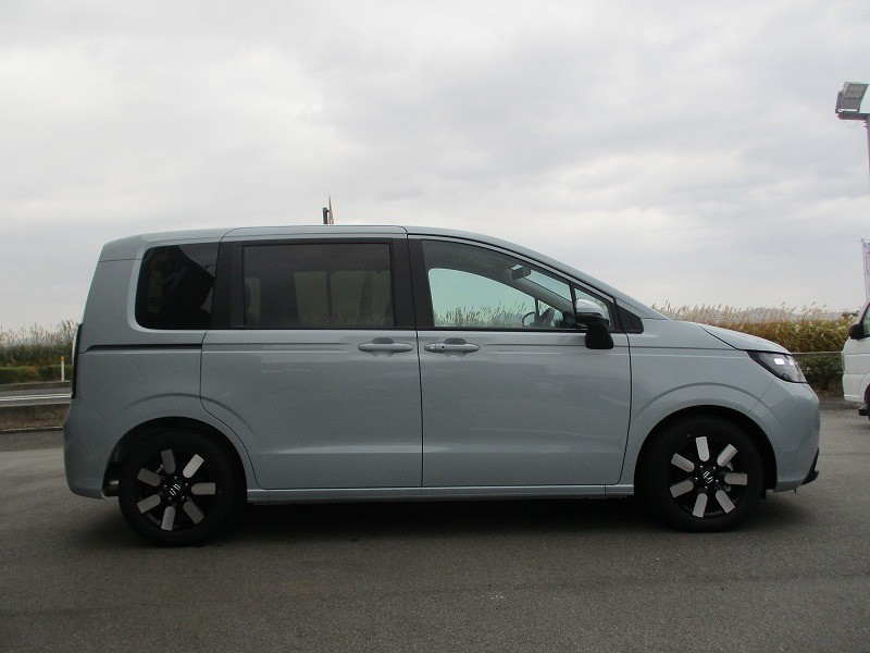 ホンダ フリード 4枚目