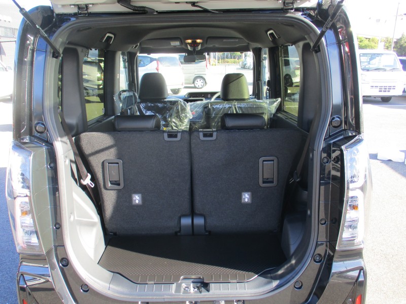 ダイハツ タント 9枚目