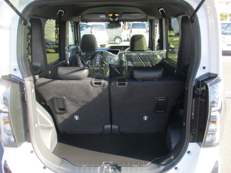 ダイハツ タント 9枚目