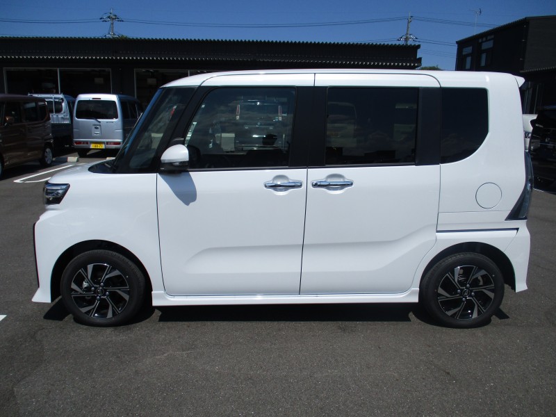 ダイハツ タント 4枚目